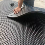 Groove Rubber Stable Mat